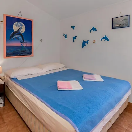 Cozy In With House Sea View Vikendica Palit