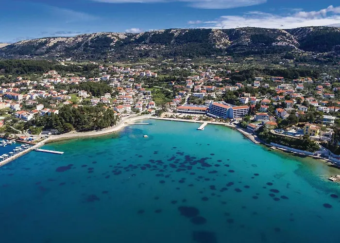 Cozy In With Kitchen *