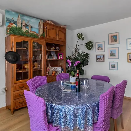 Σπίτι διακοπών Cozy In With House Sea View