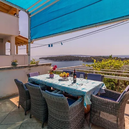 Σπίτι διακοπών Cozy In With House Sea View