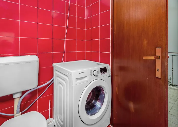 Cozy In With Kitchen Palit